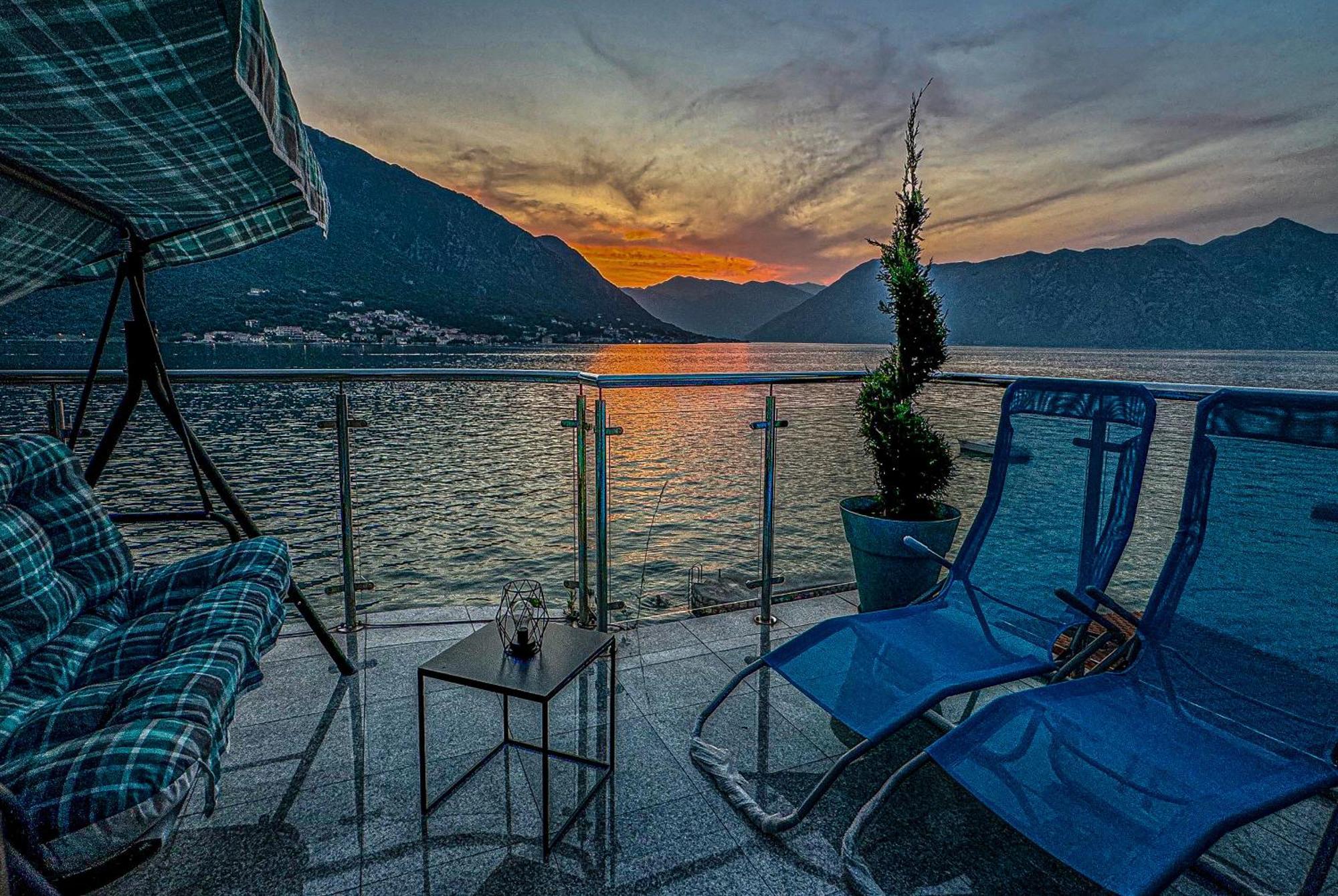 Aparthotel Maxim Cattaro Esterno foto