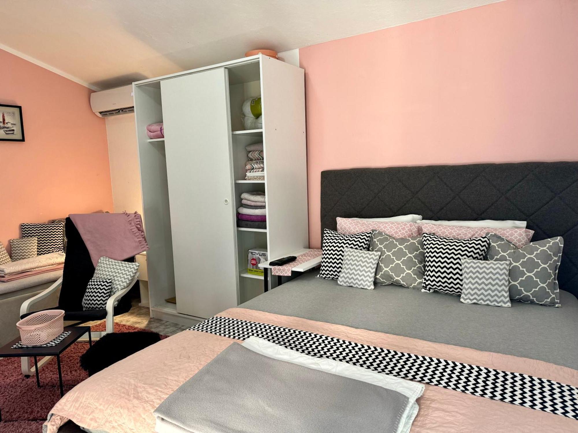 Aparthotel Maxim Cattaro Esterno foto