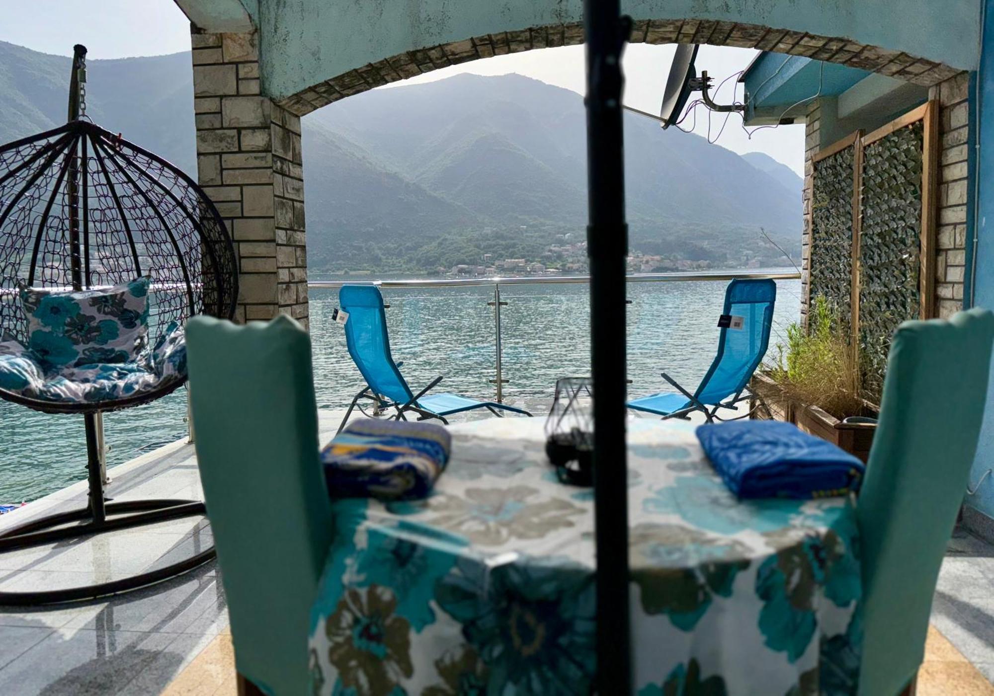 Aparthotel Maxim Cattaro Esterno foto